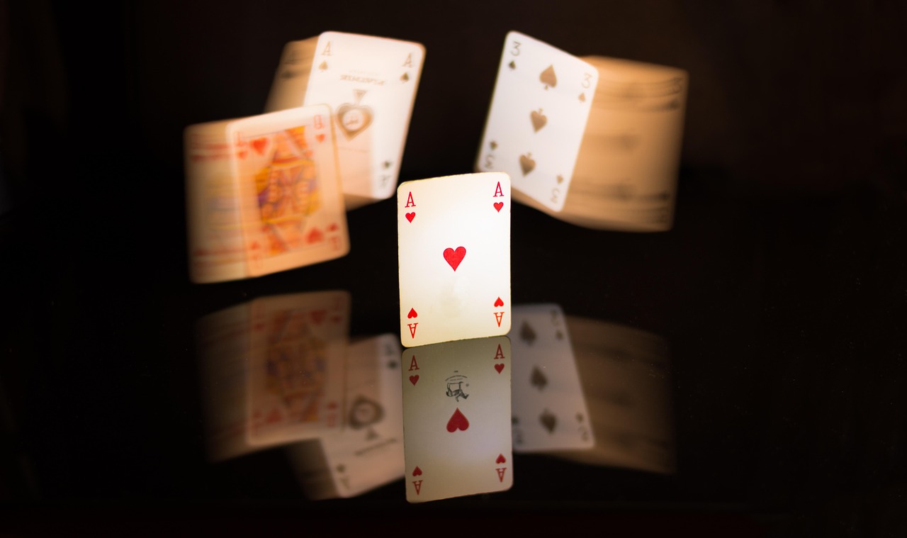 立博官方深度解析：棋牌局势判断的进阶技巧与实战心法