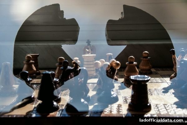 立博官方带你掌握围棋打劫与反打技巧，迈向大满贯之路